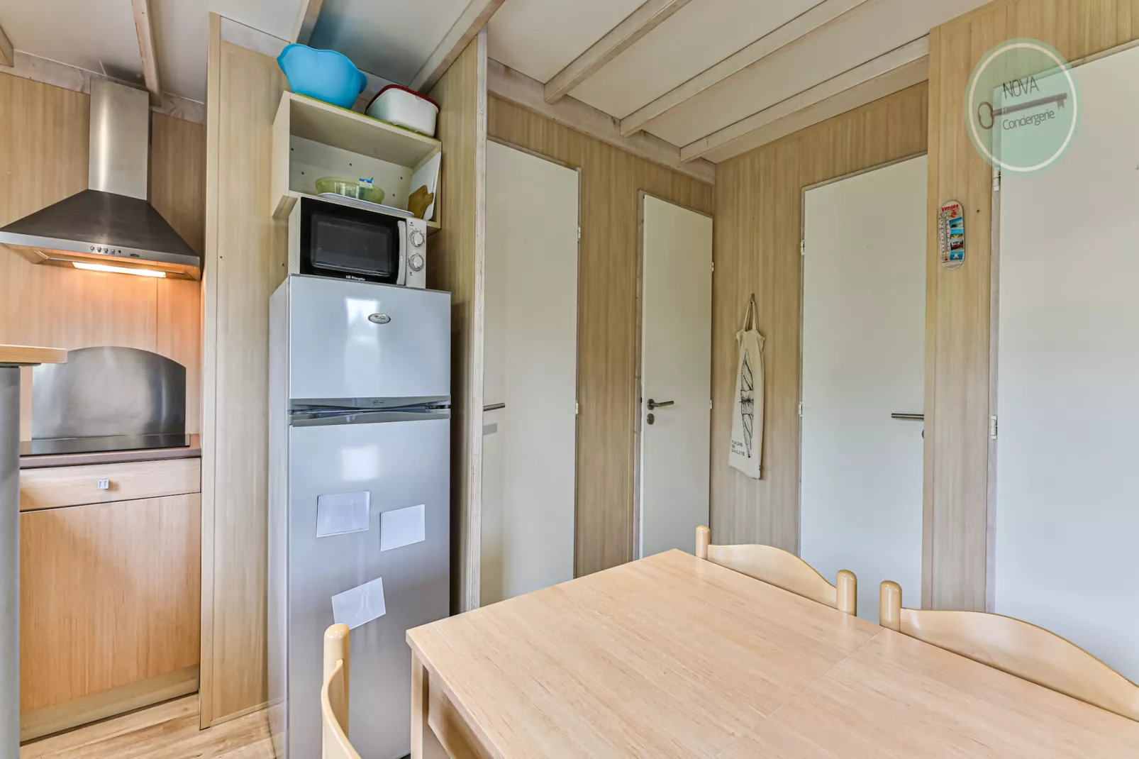 Chalet Village de la Mer-Kitchen