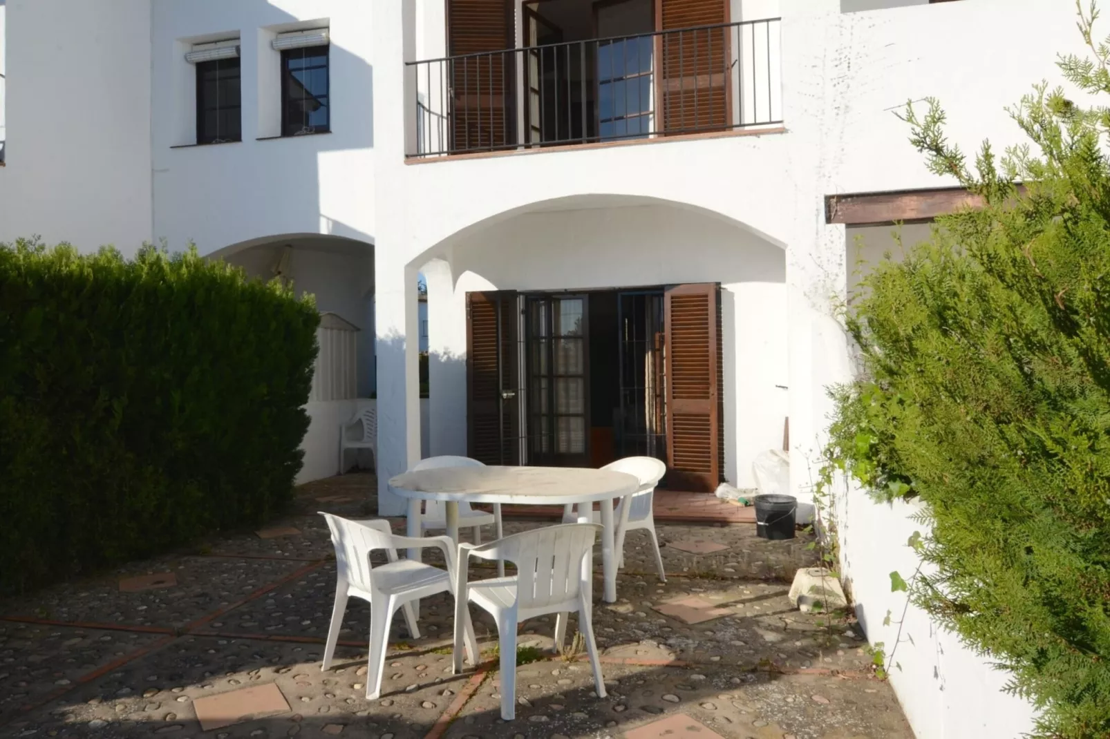 ERMITA 100-Terrace balcony