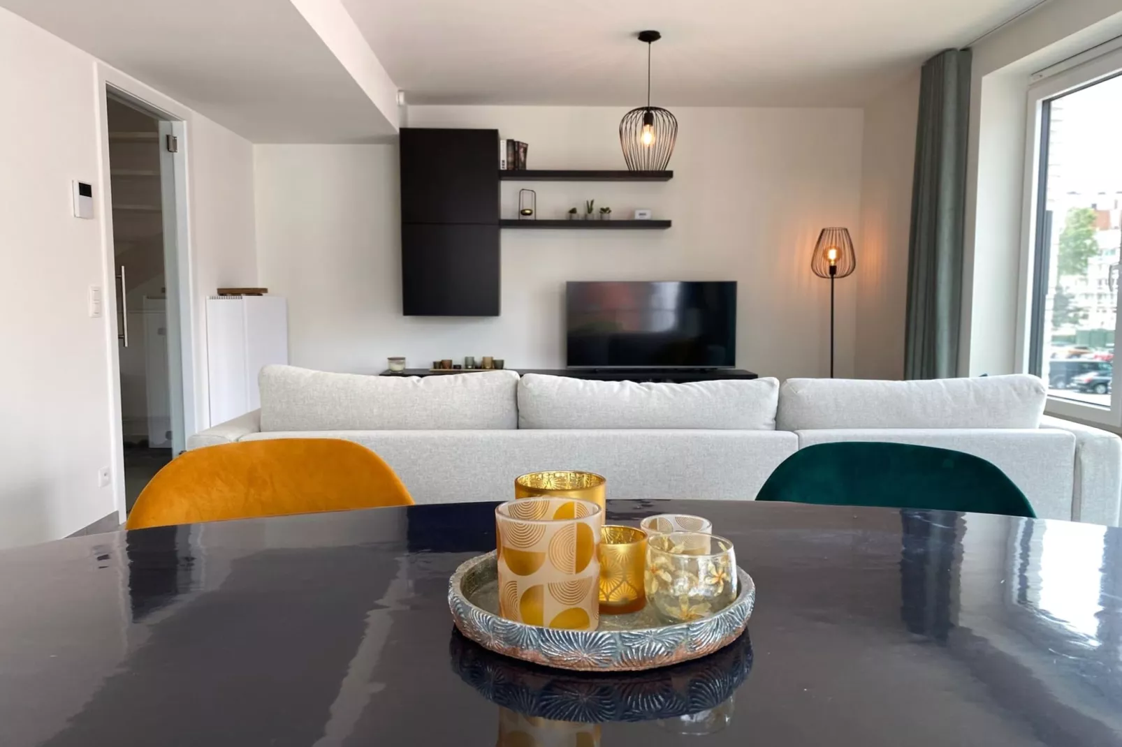 Xanadu 0201-Dining room