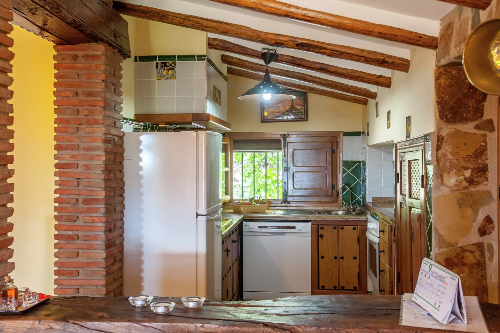 La Buhardilla-Kitchen