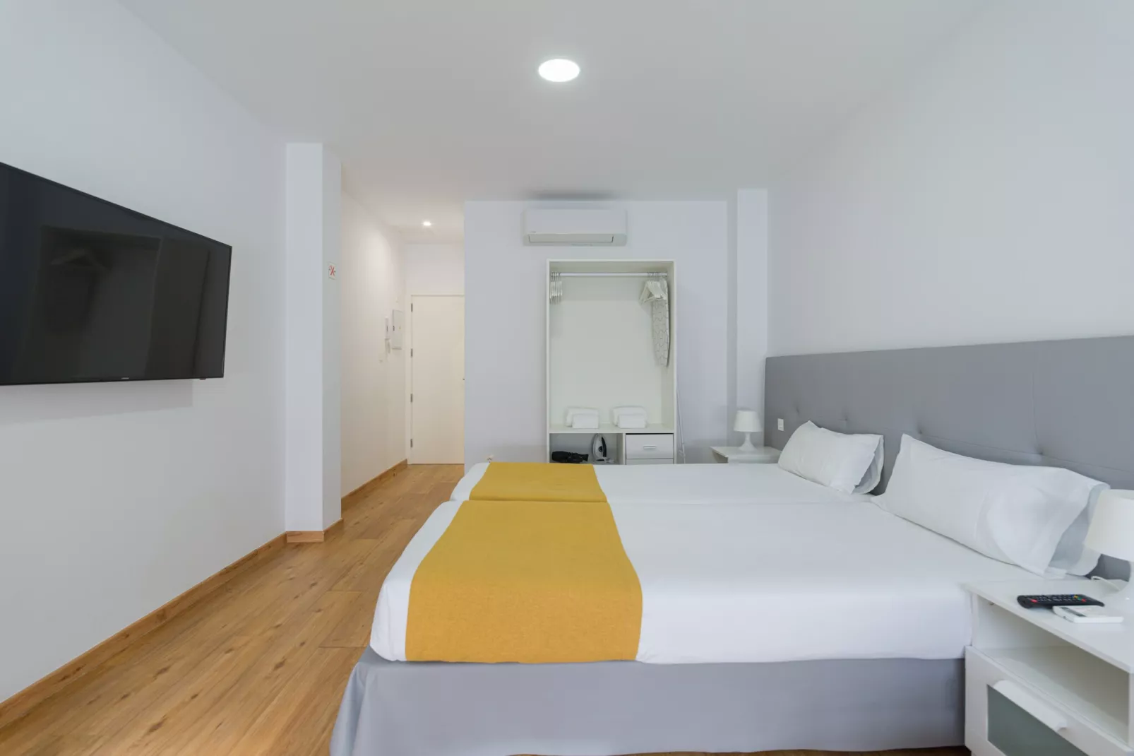 OK Las Canteras 5C by CanariasGetaway-Bedroom