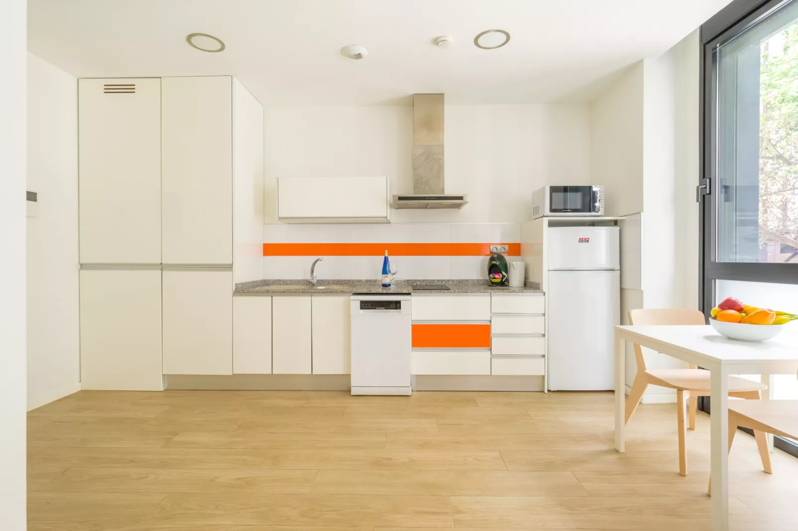 VIVENTE 1B BY CANARIAS GETAWAY-Kitchen
