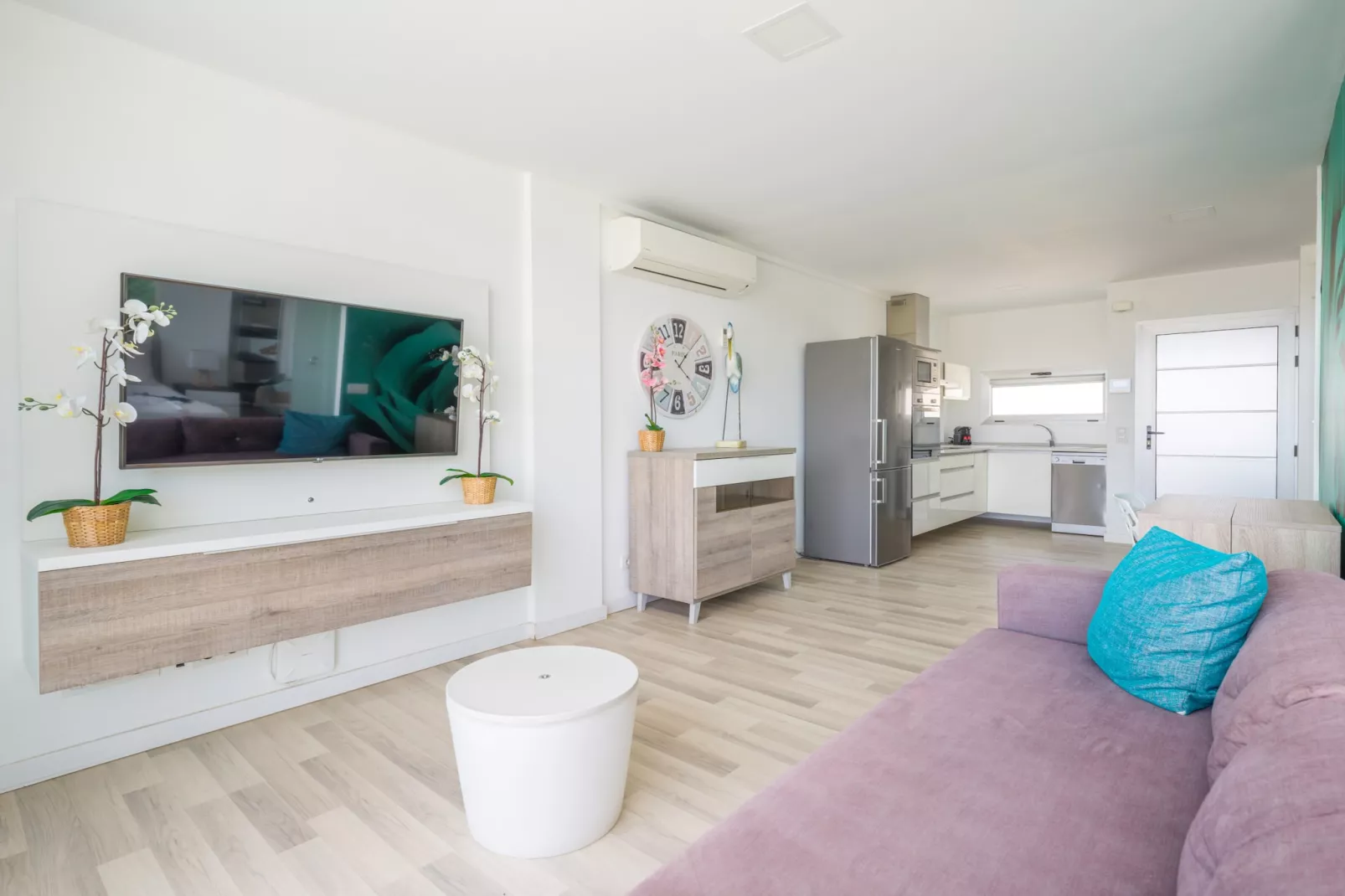 Beyond Amadores 11 By CanariasGetaway-Salon