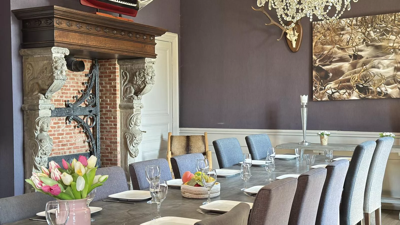 Castel Bodeux-Dining room