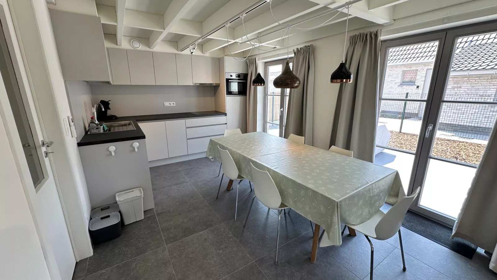 Westhinder II H28-Salle à manger