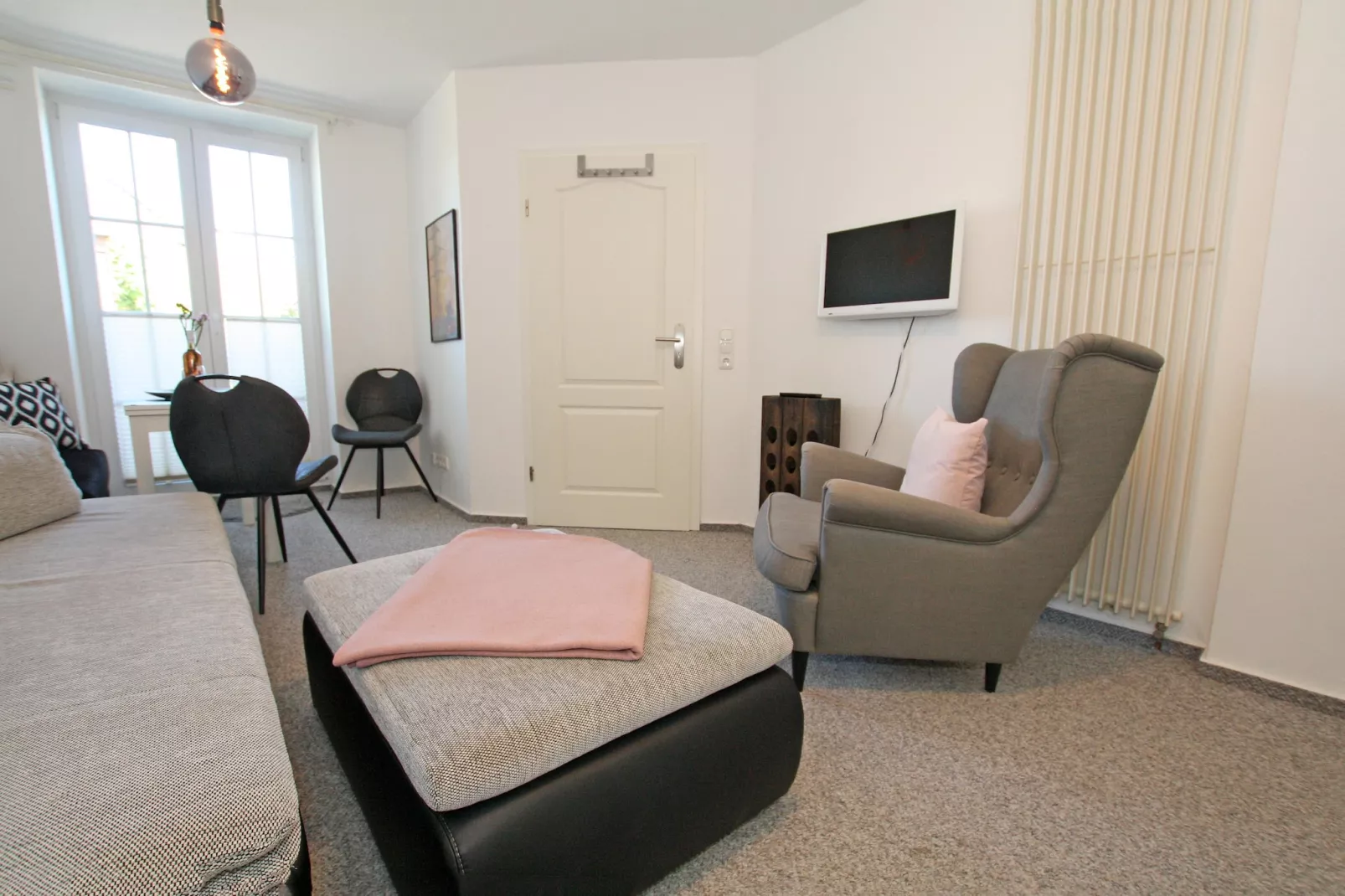 Appartement 2 P-Wohnzimmer