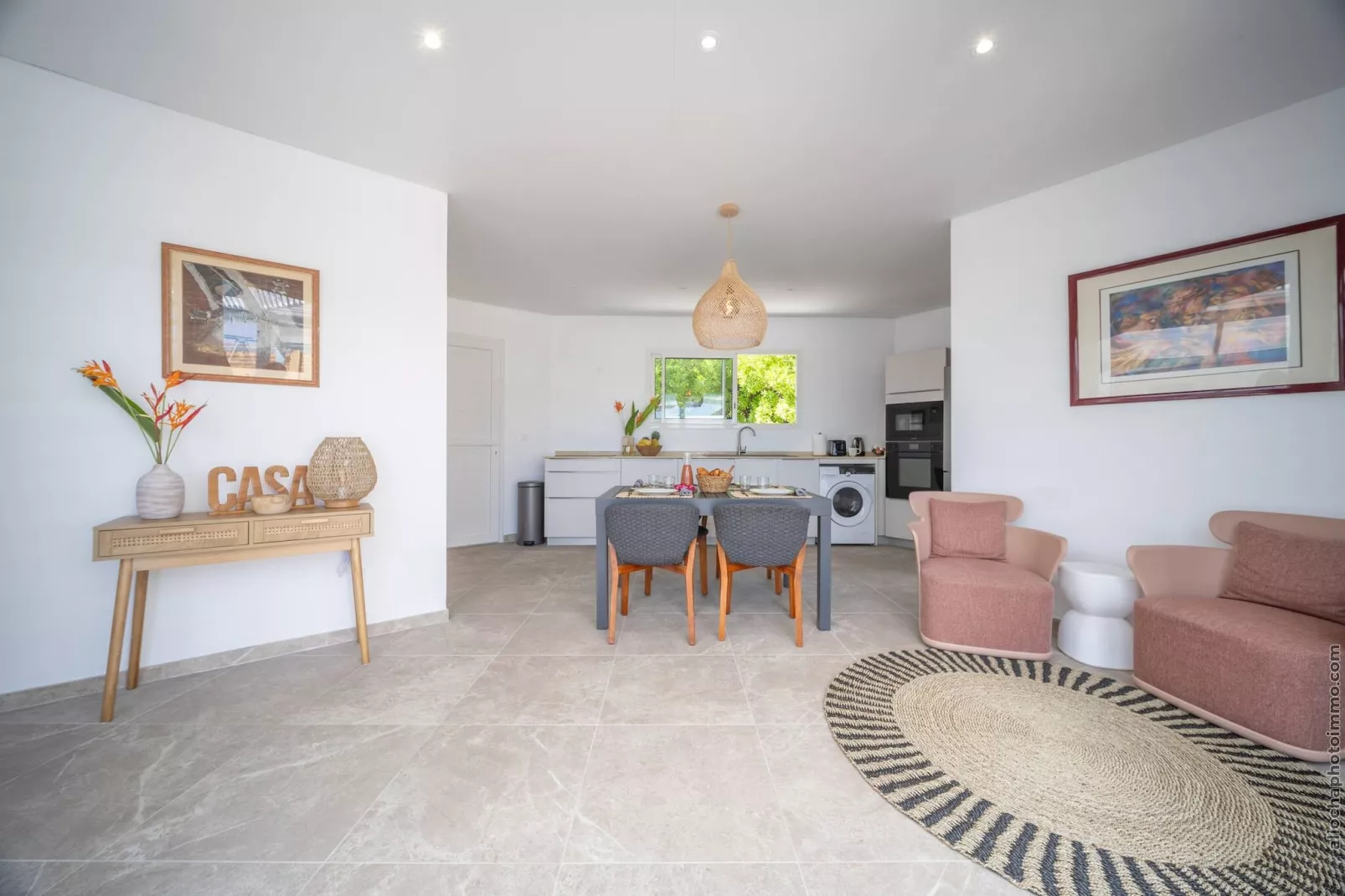 Villa de Charme: Piscine, Plage à 5 min-Wohnzimmer