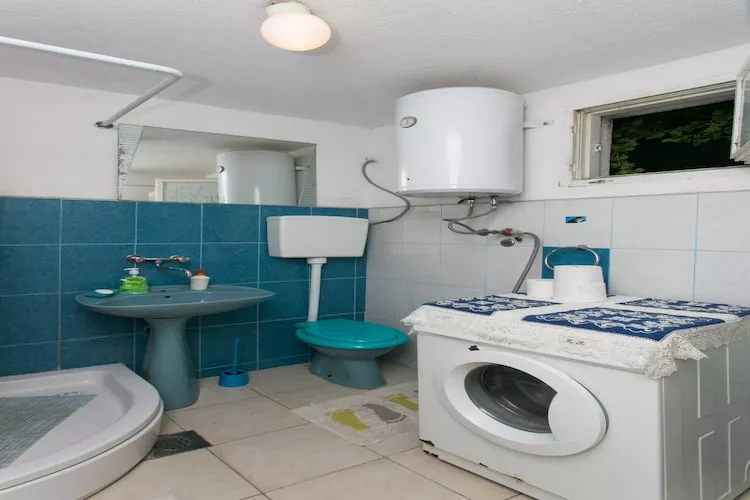 Guest House Barbara - broj 4 - NE RADI!!!!!!!!!!!!!-Bathroom