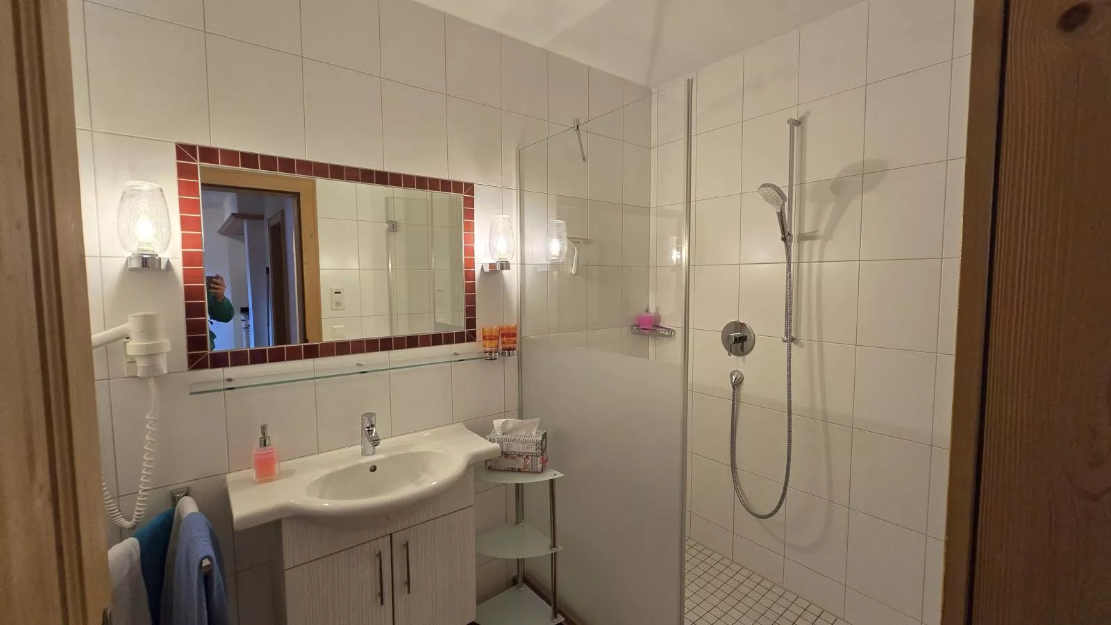 Landhaus Marchfeld Top 4-Bathroom