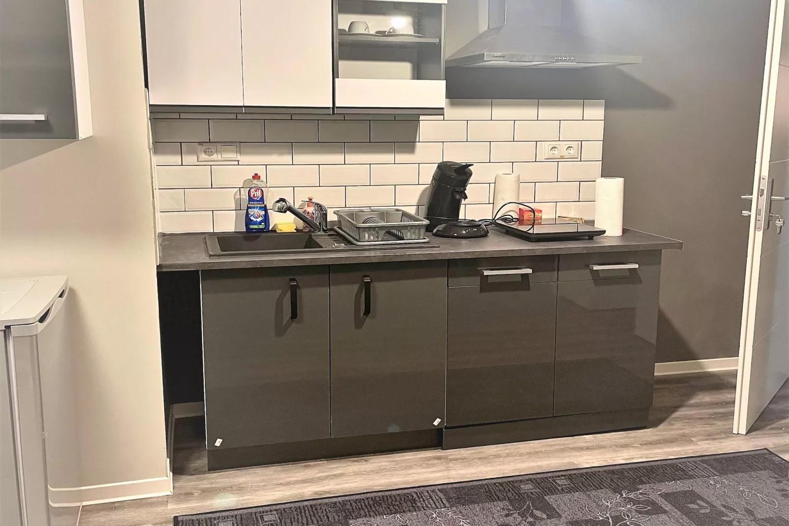 PH5 Pellinger-Hof Studio Apartment-Kitchen