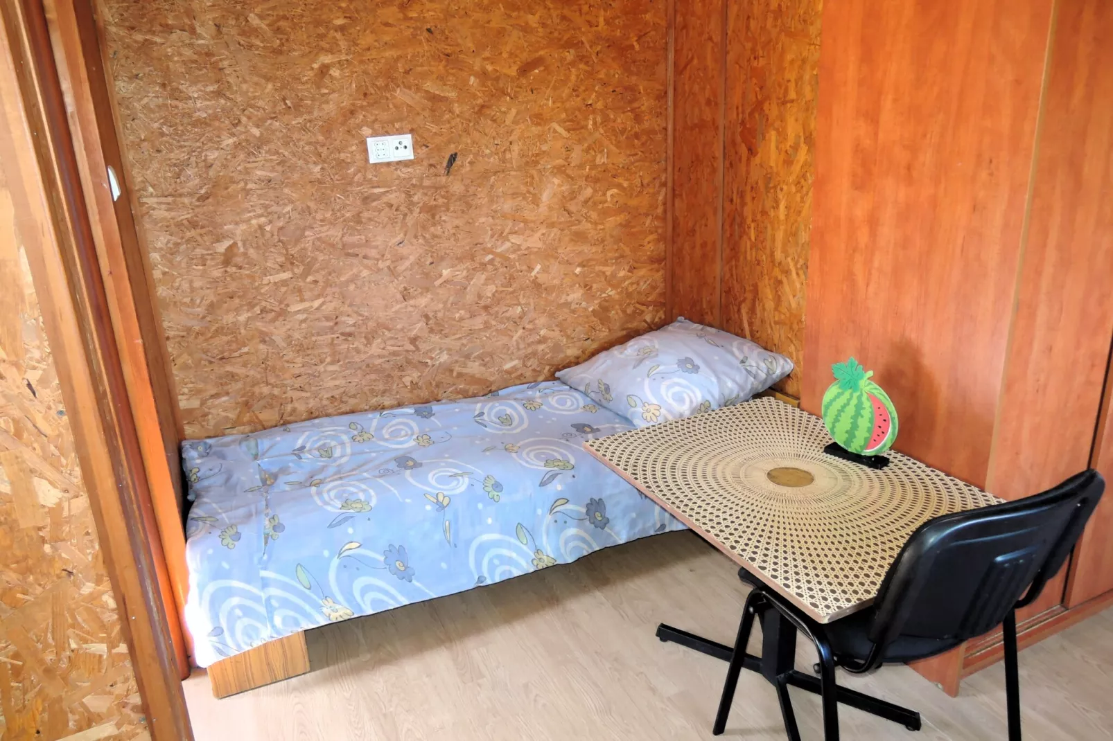 Pod świerkami pokój nr 1 dla 3 osób-Schlafzimmer