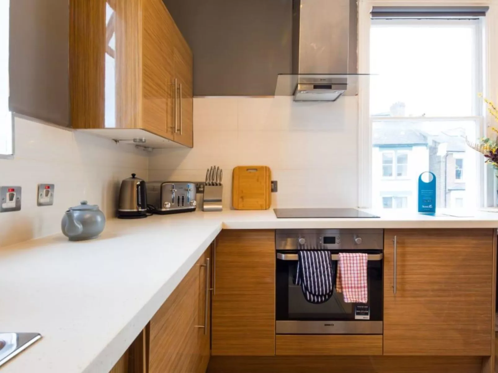 Lenna Gdns 2 Bed-Dedans