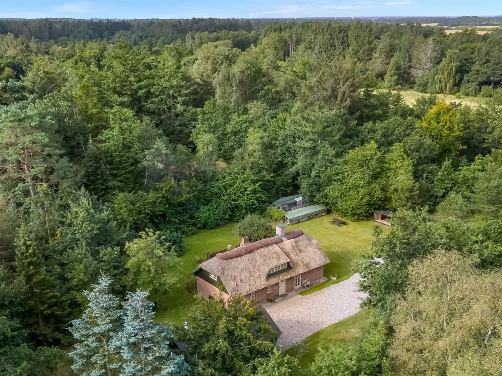 "Hilaria" - 2.1km from the sea-Outside
