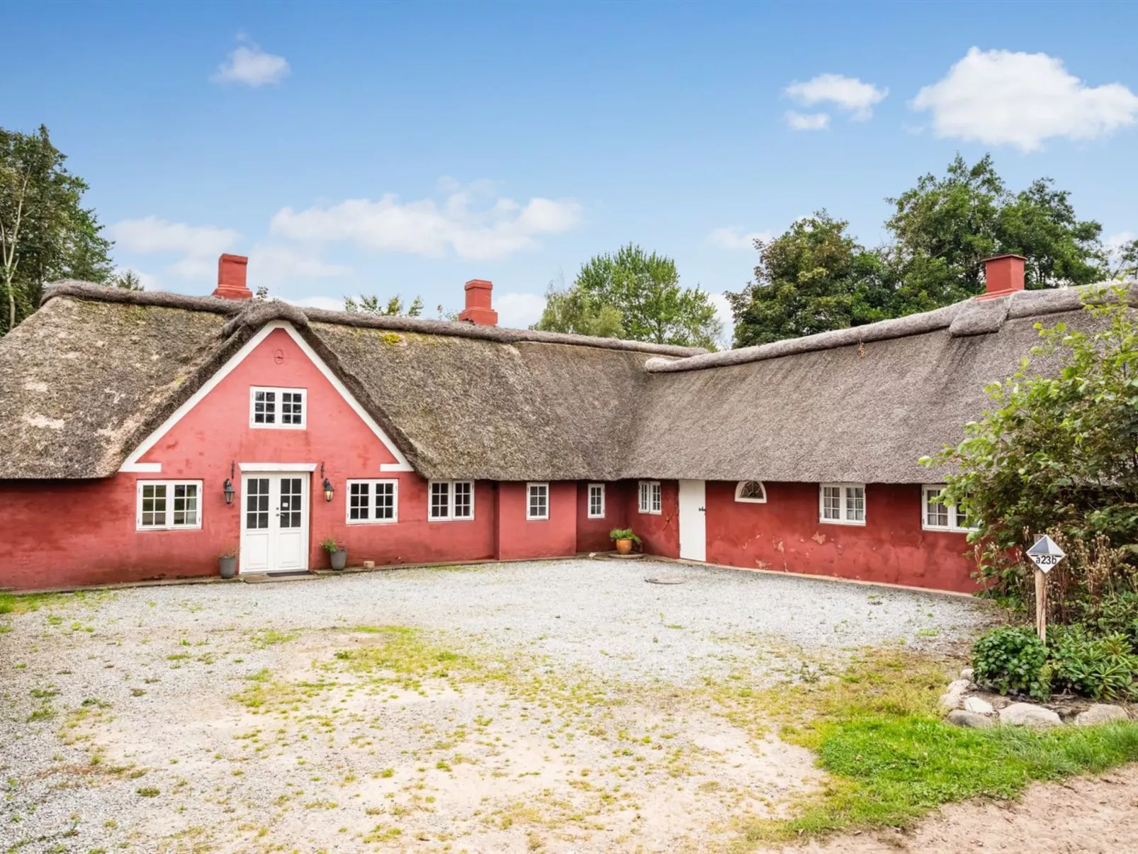 "Yrjö" - 2.5km from the sea-Outside