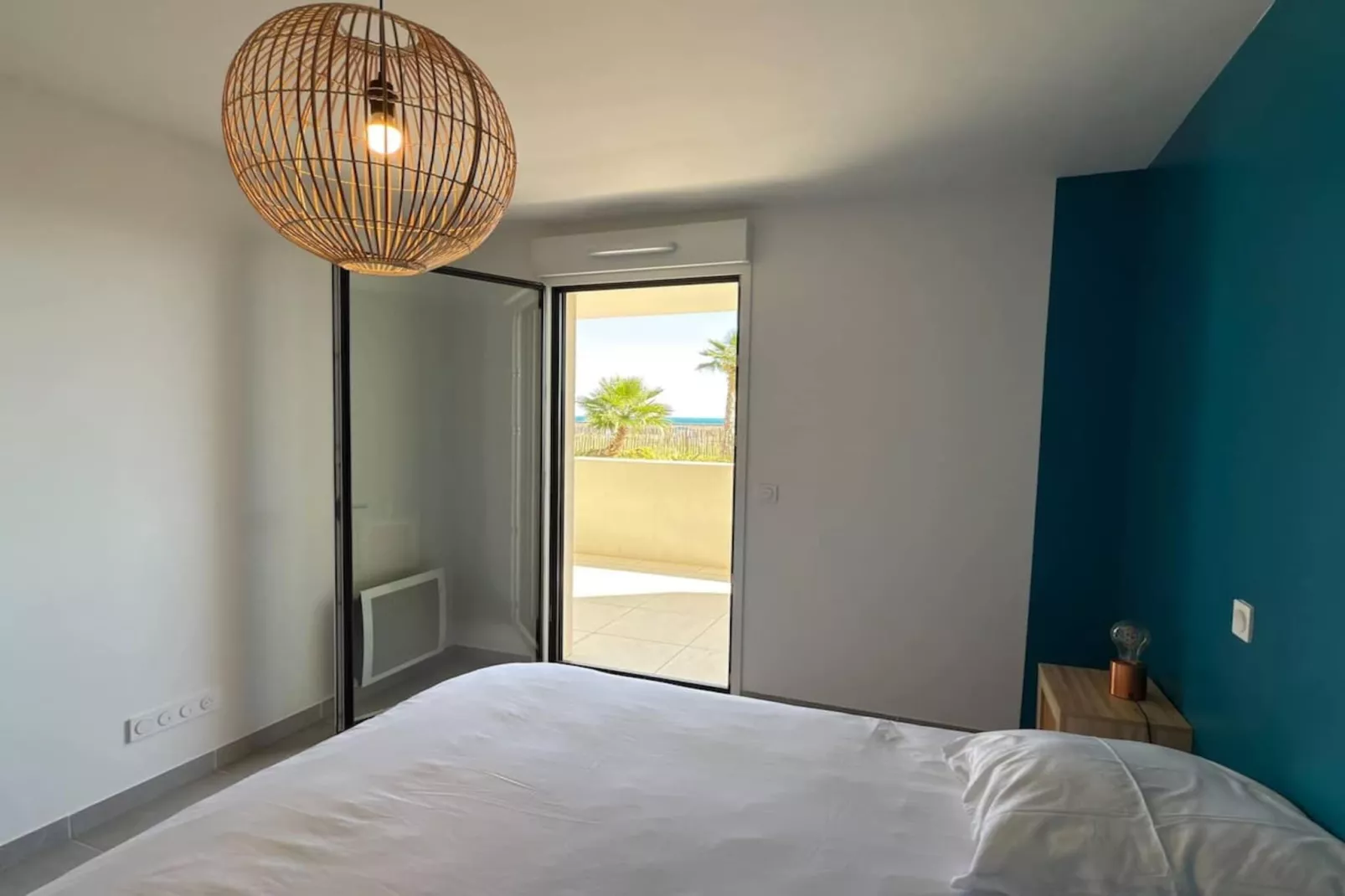 A05-Bedroom