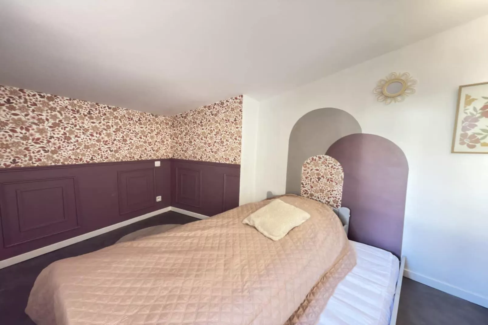 67 Coquet-Bedroom