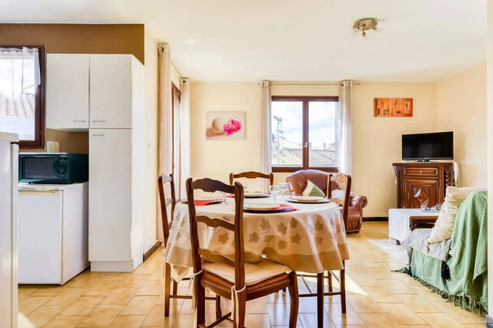 41 T2 spacieux et-Dining room