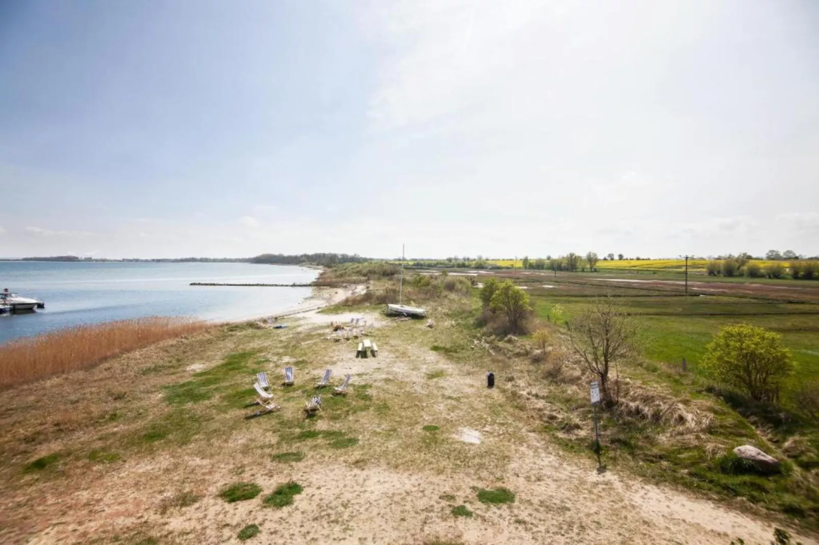 Hohenkirchen mit Garten Terrasse und Strandkorb-Areas within 20km in summer
