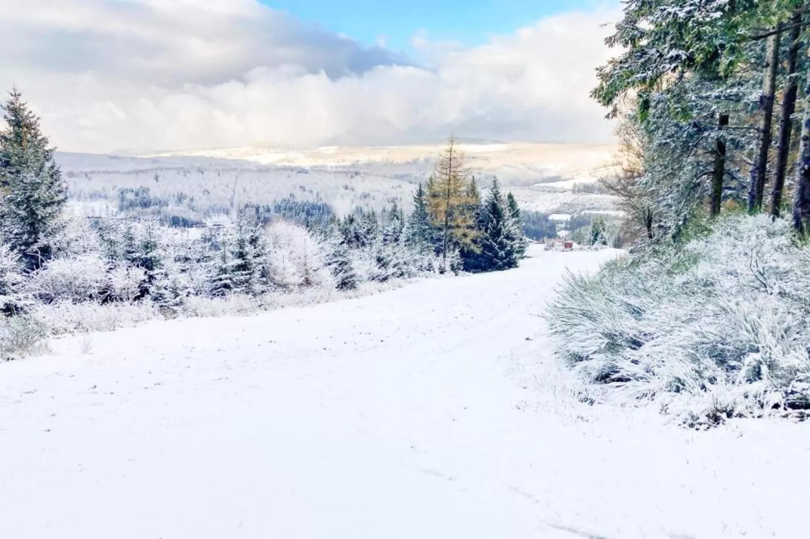 Am Astenberg-Area within 5km in winter