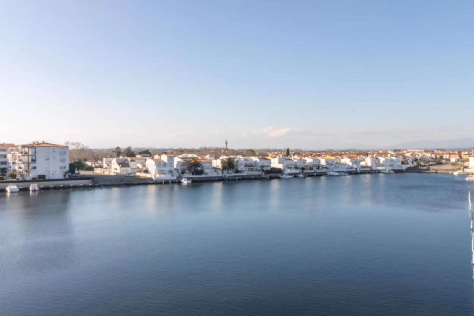 Villa Juan-Areas within 20km in summer
