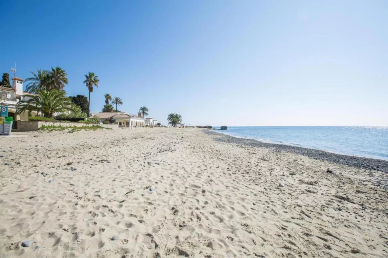 Nobis Los Pinos-Gebiete Sommer 1 km