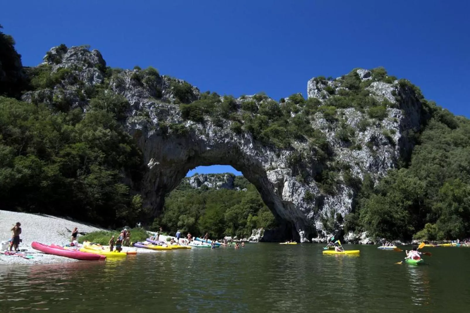 Les Sources de Manon 1-Areas within 20km in summer