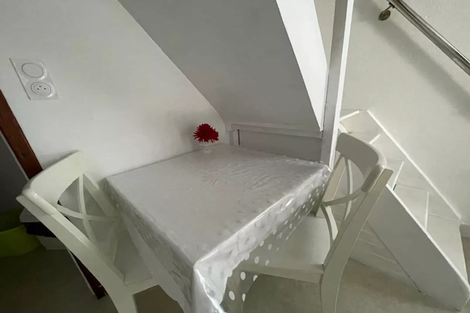Halte entre terre et mer-Dining room