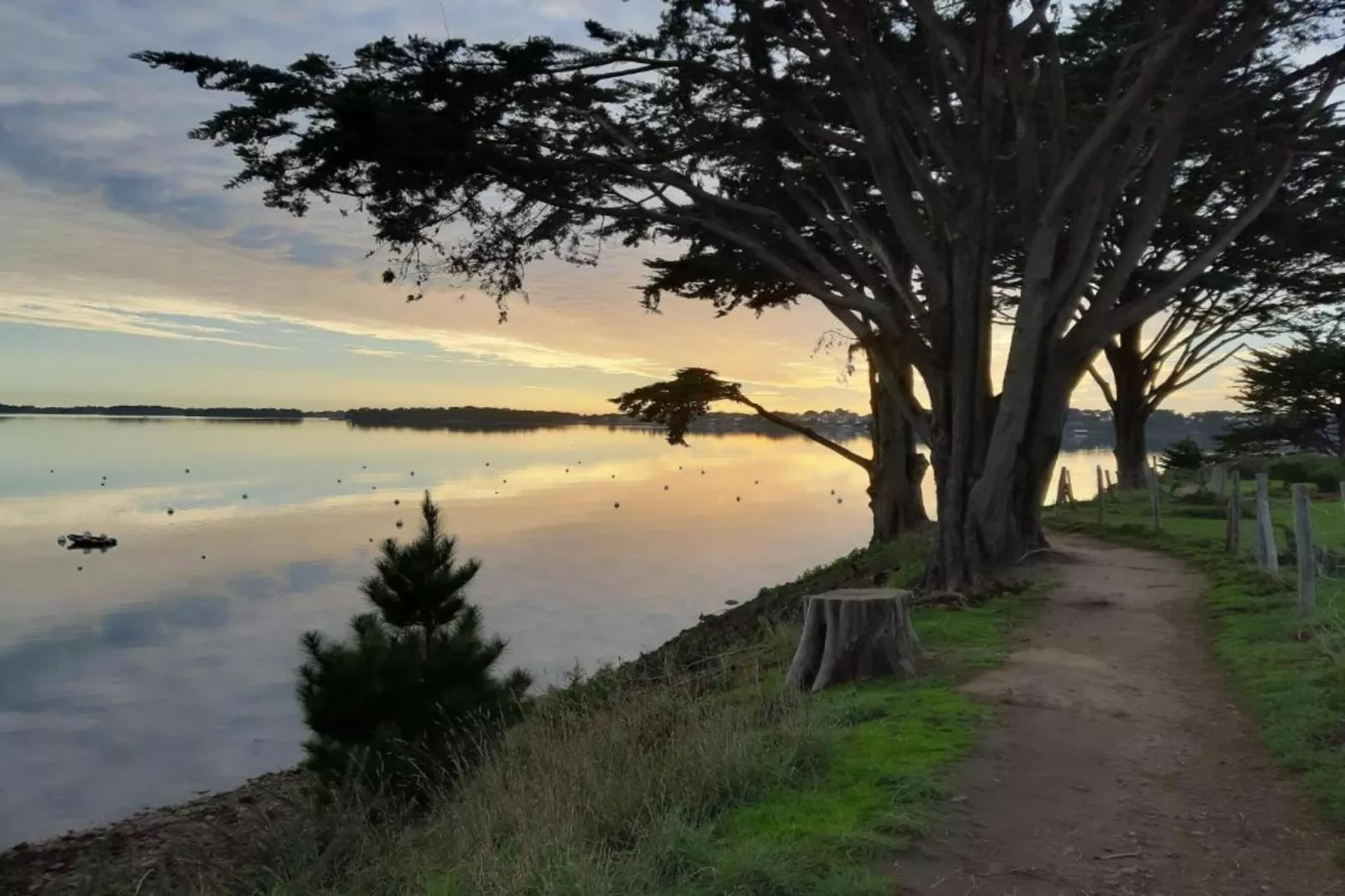 Les Iles du Morbihan 3-Areas within 5km in summer