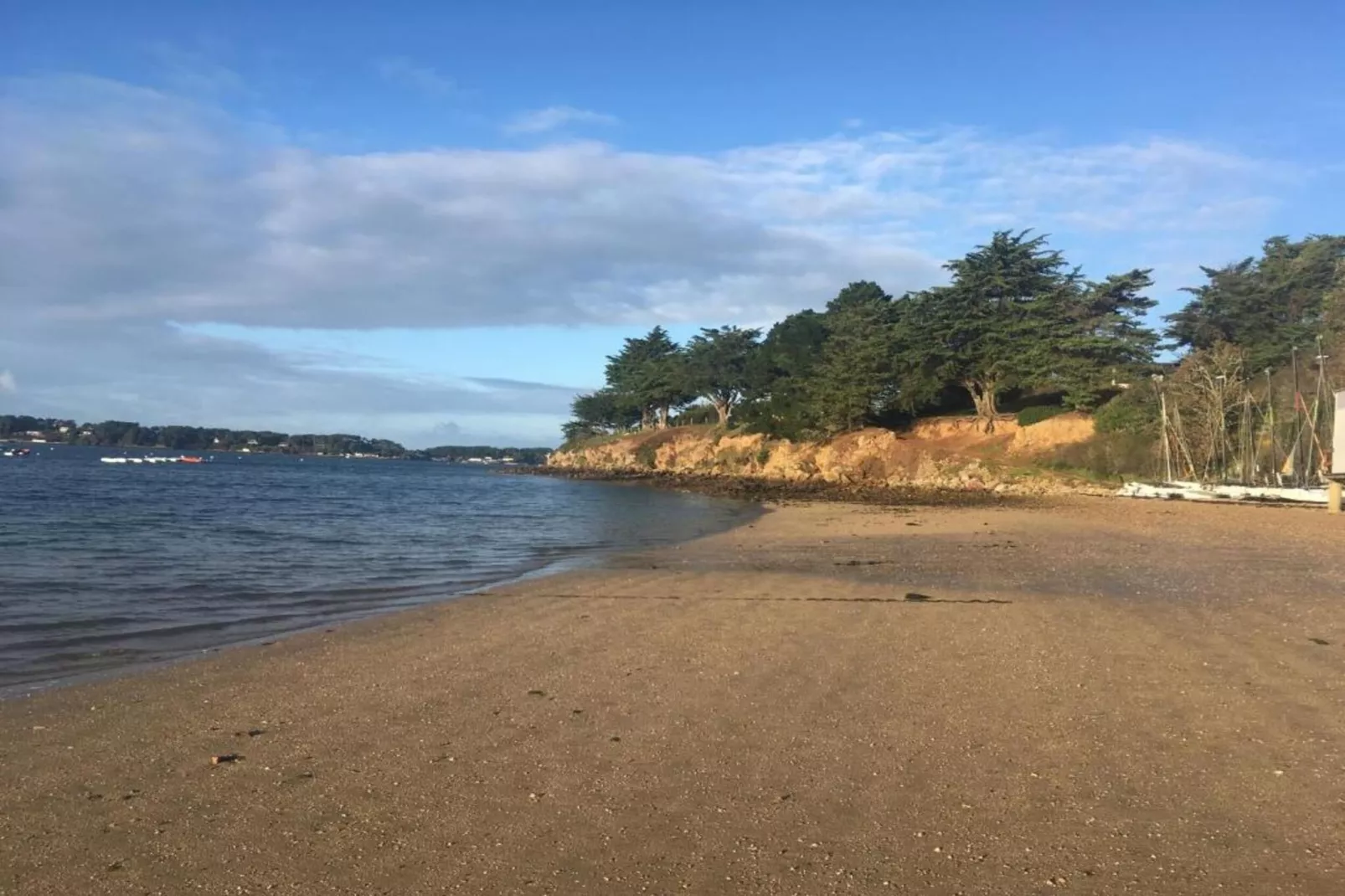 Les Iles du Morbihan 1-Areas within 5km in summer