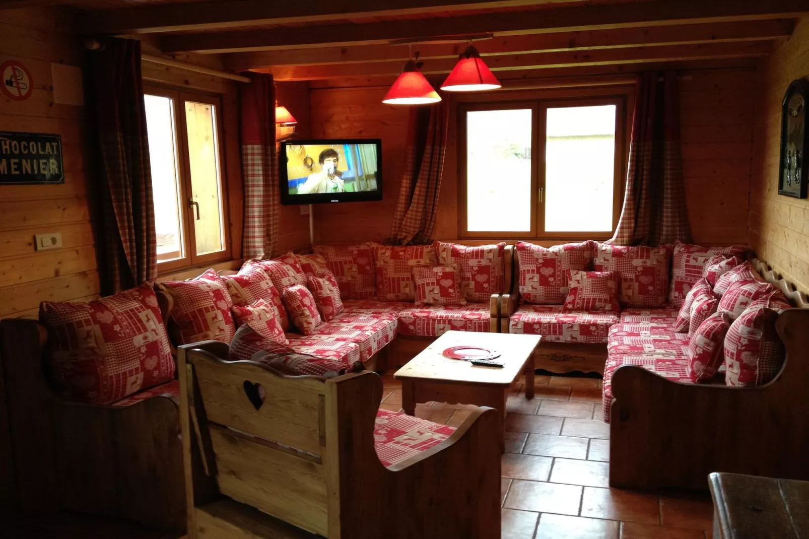 Les Chalets des Ayes 7-Living room