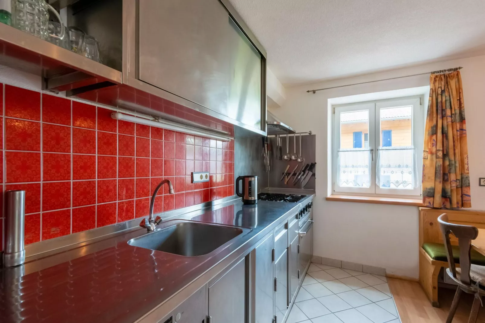 Haus Lukan Groß-Kitchen