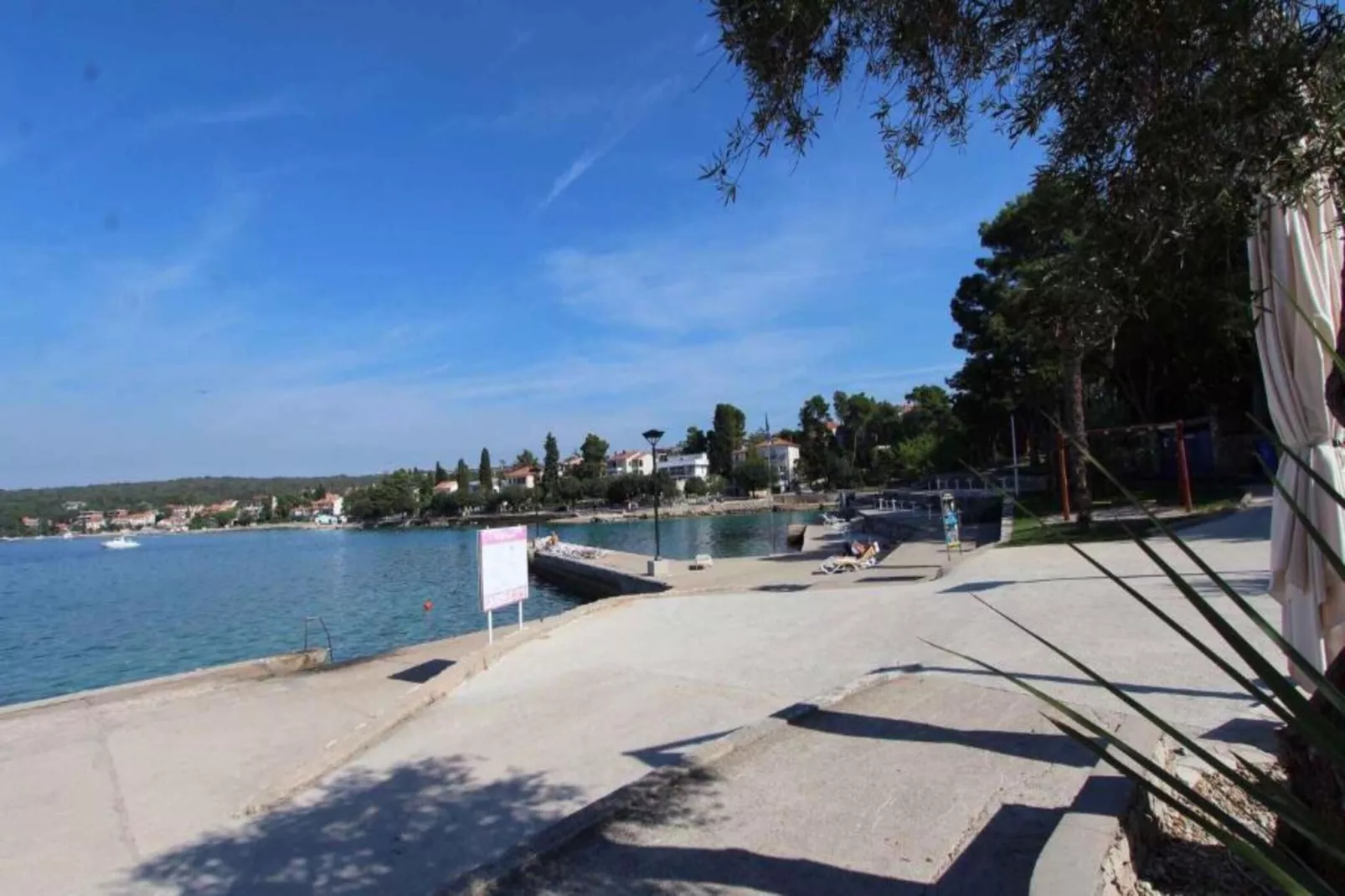 Blažević 4-Areas within 1km in summer