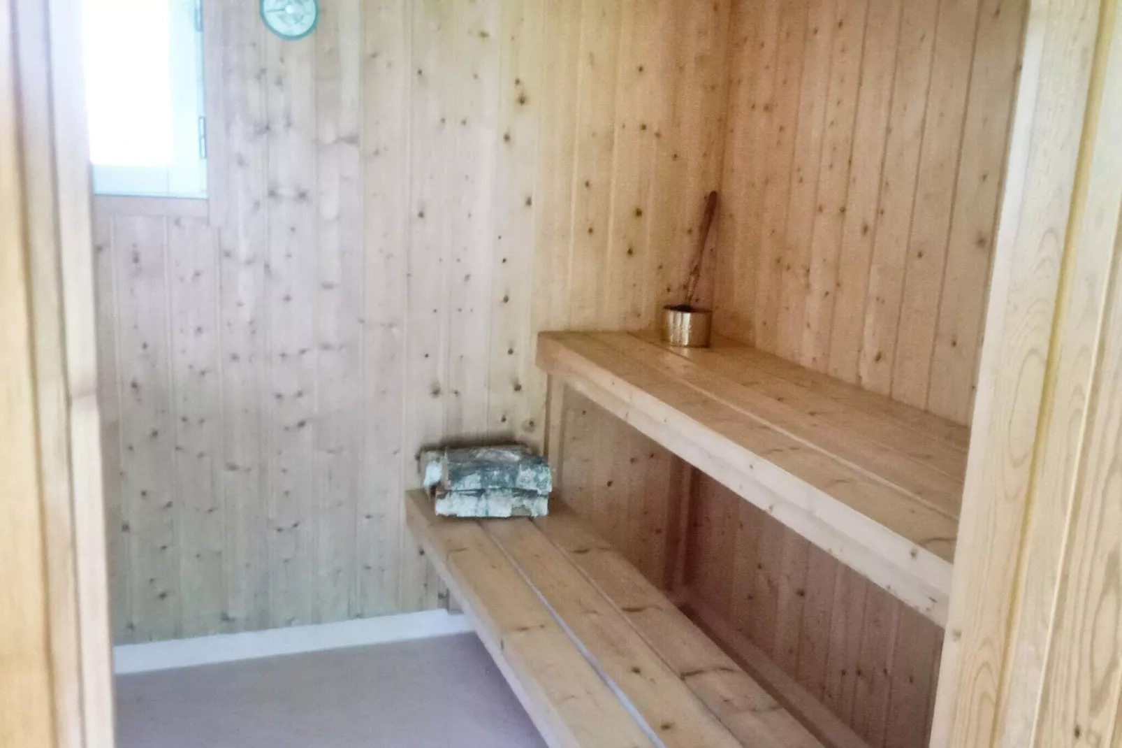 5 person holiday home in LULEÅ-By Traum-Sauna