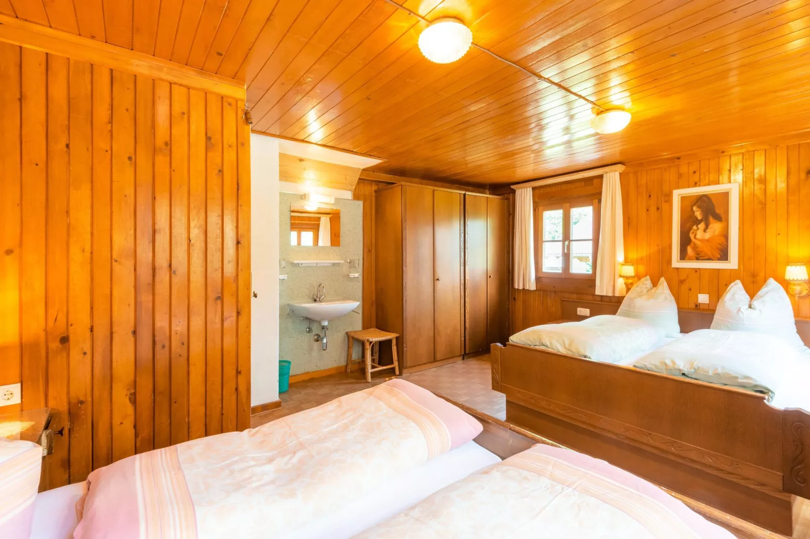 Haus Lukan Groß-Bedroom
