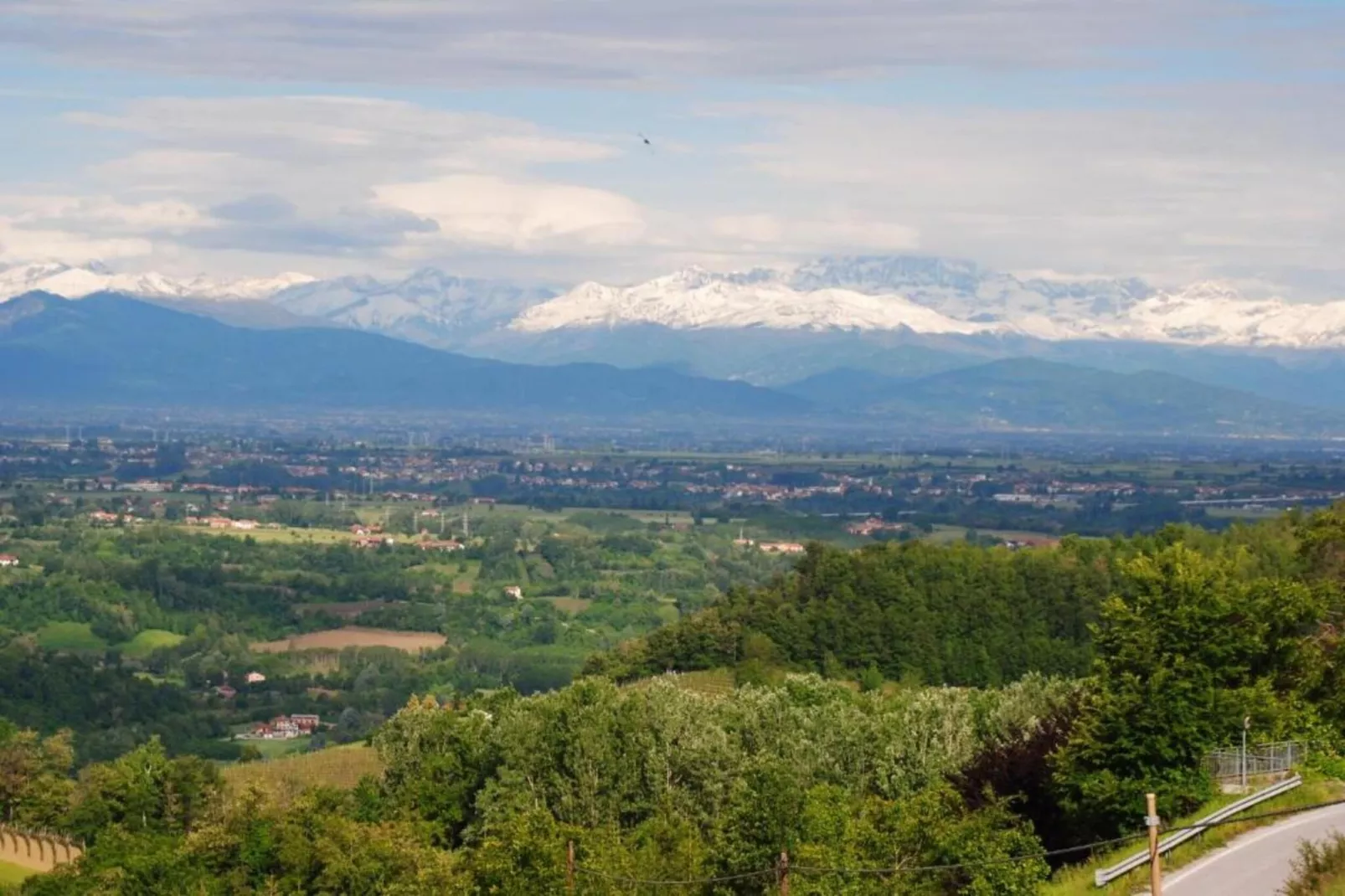 Barolo-Areas within 20km in summer