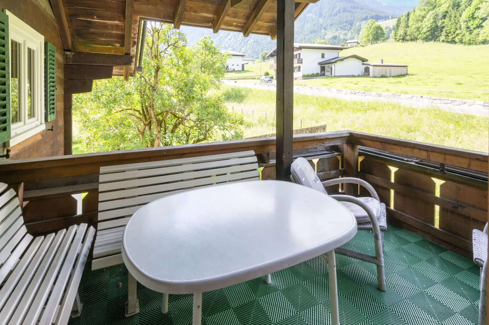 Haus Lukan Groß-Terrace balcony