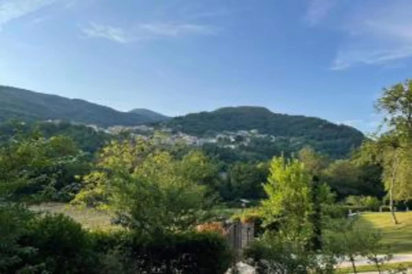 Renzo-Areas within 20km in summer