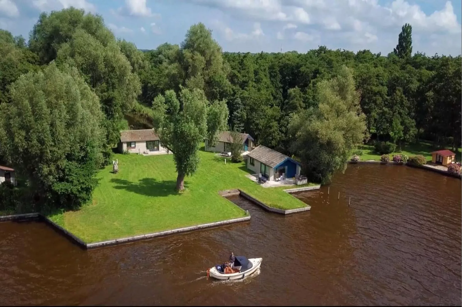 Bungalowpark Rien van den Broeke Village 2-Gebiete Sommer 1 km
