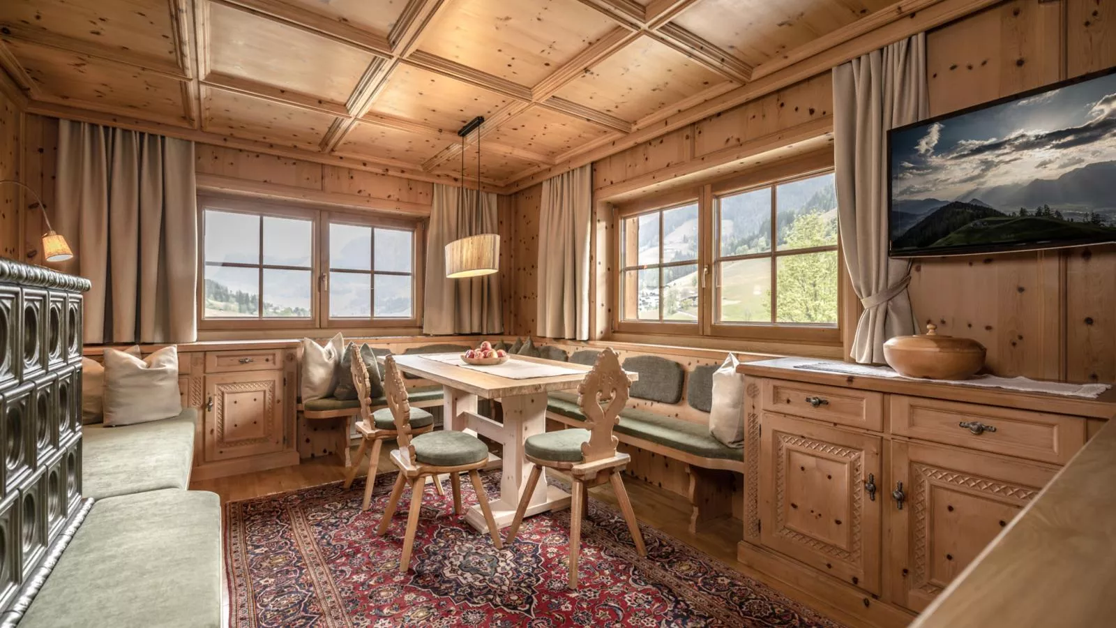 Birkheim-Dining room