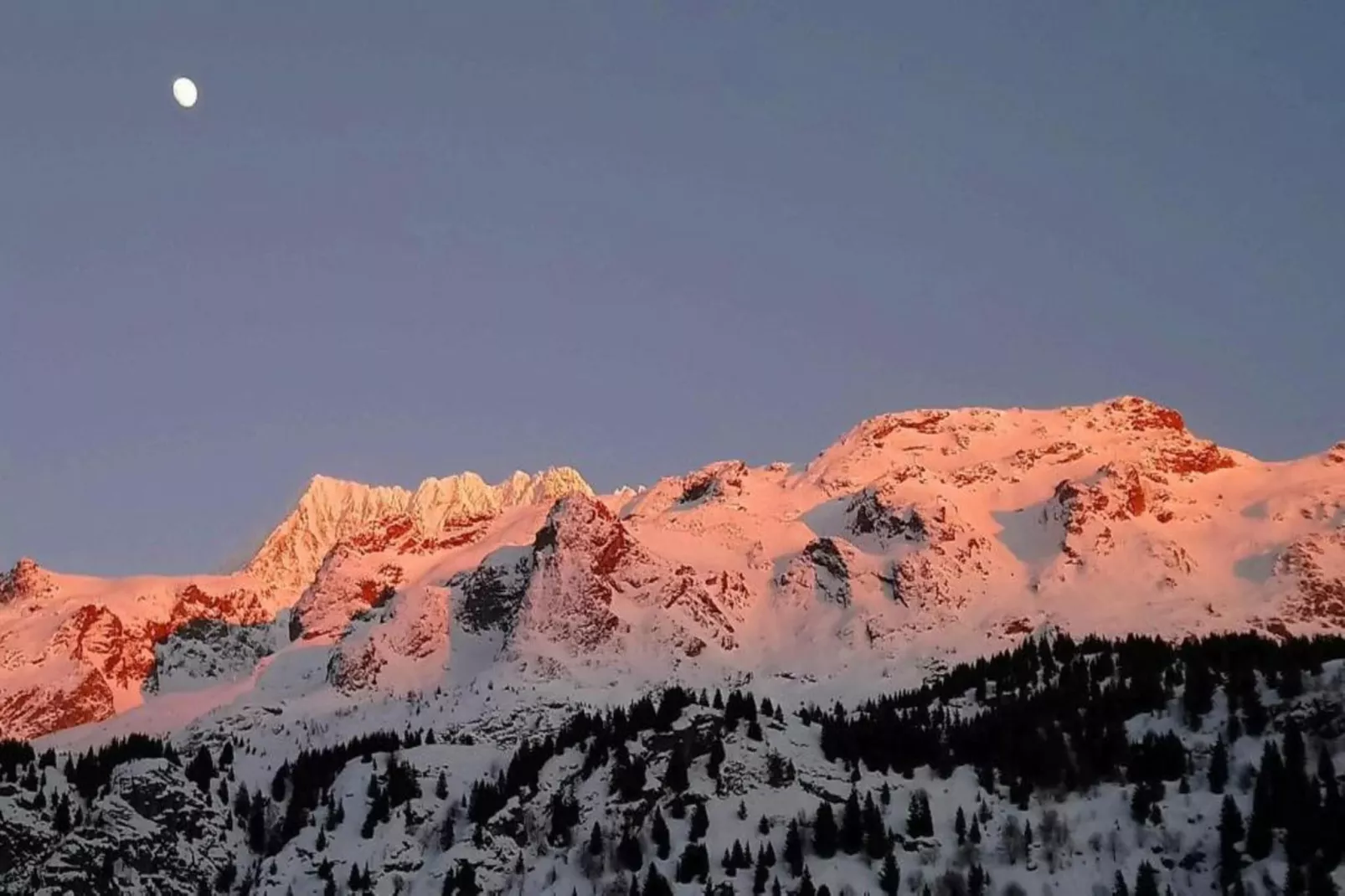 Les Epinettes 4-Area within 20km in winter