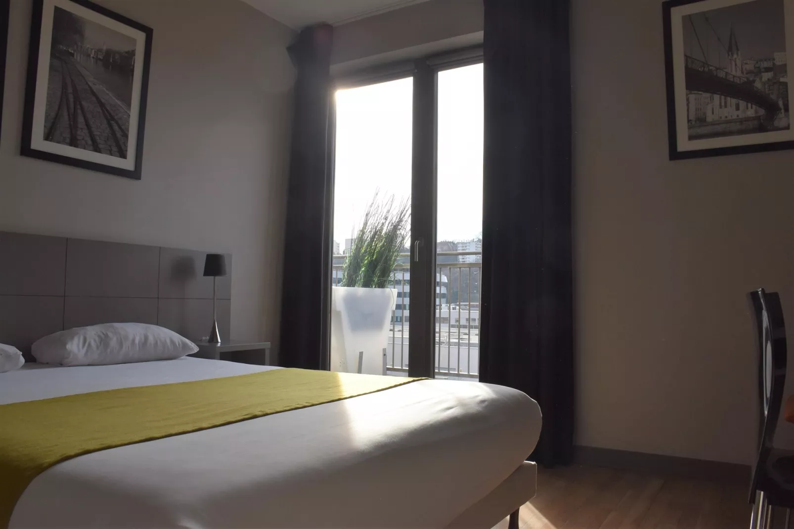 Résidence Lyon Dock Ouest / Chambre Confort 2 pers-Bedroom