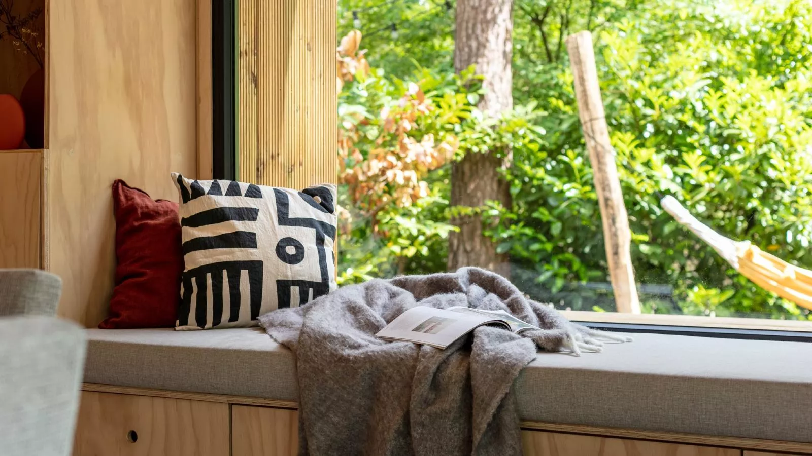 TED Tiny House-Living room
