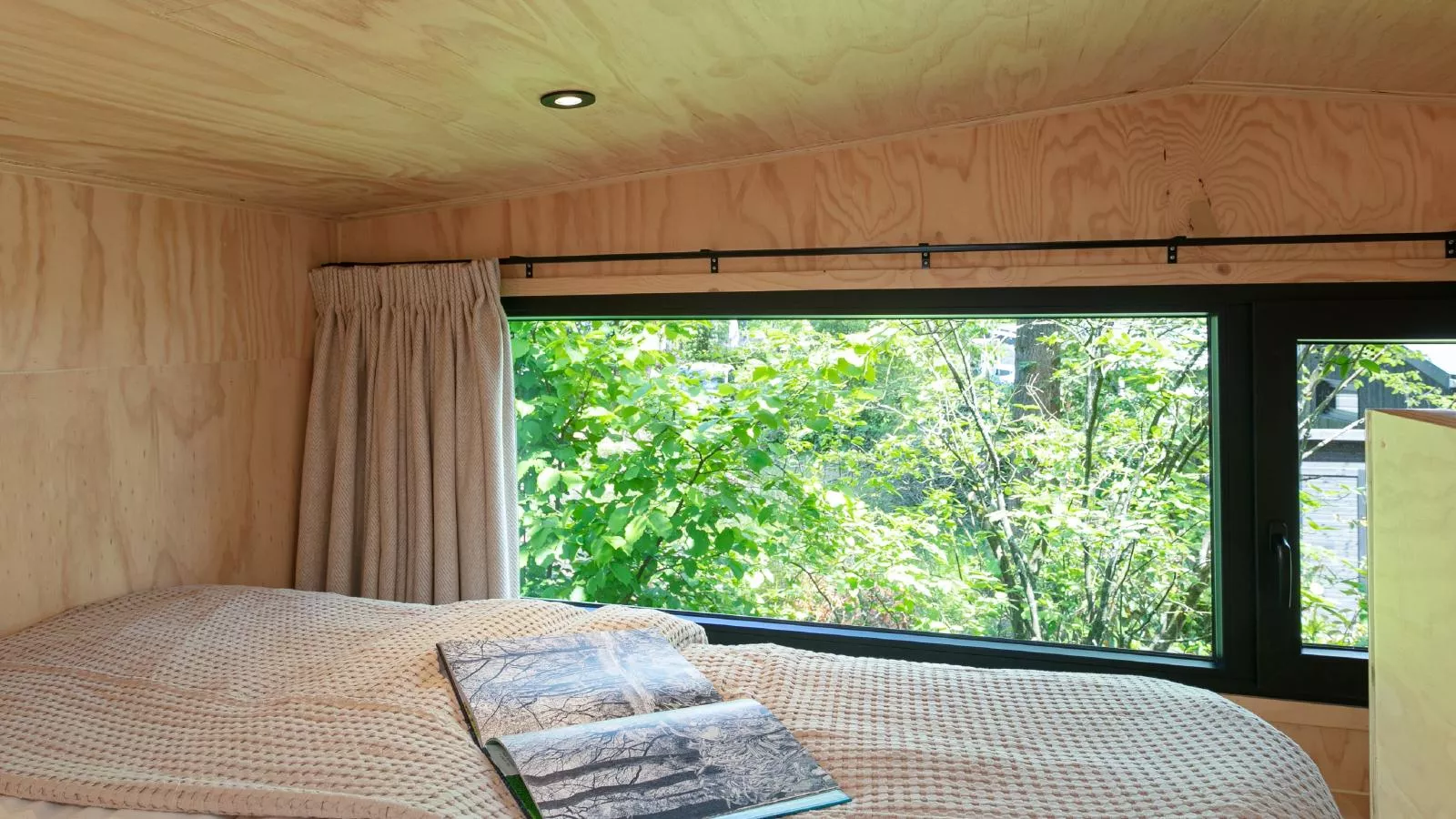 TED Tiny House-Bedroom