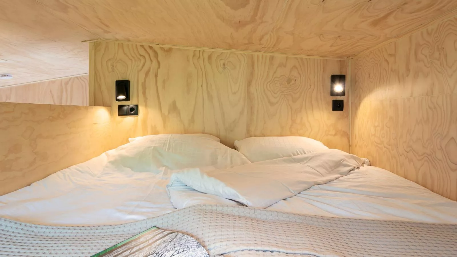 TED Tiny House-Bedroom