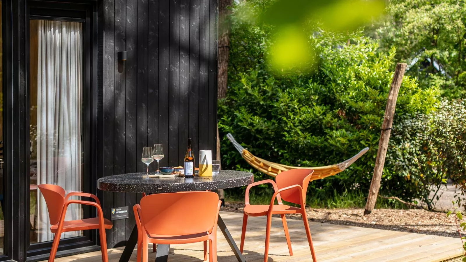 TED Tiny House-Terrace balcony