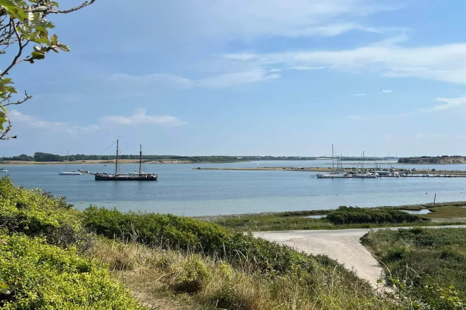 6 Personen Ferienhaus in Martofte-By Traum-Wasserblick