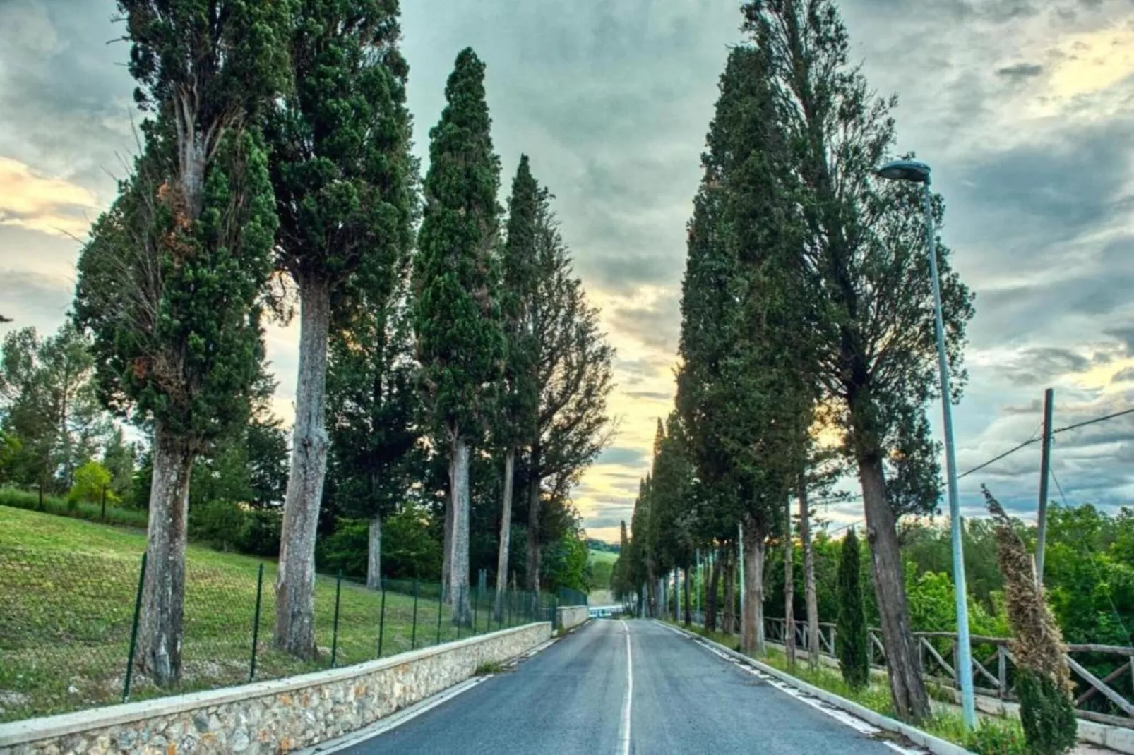 Gaville Cinque-Areas within 20km in summer