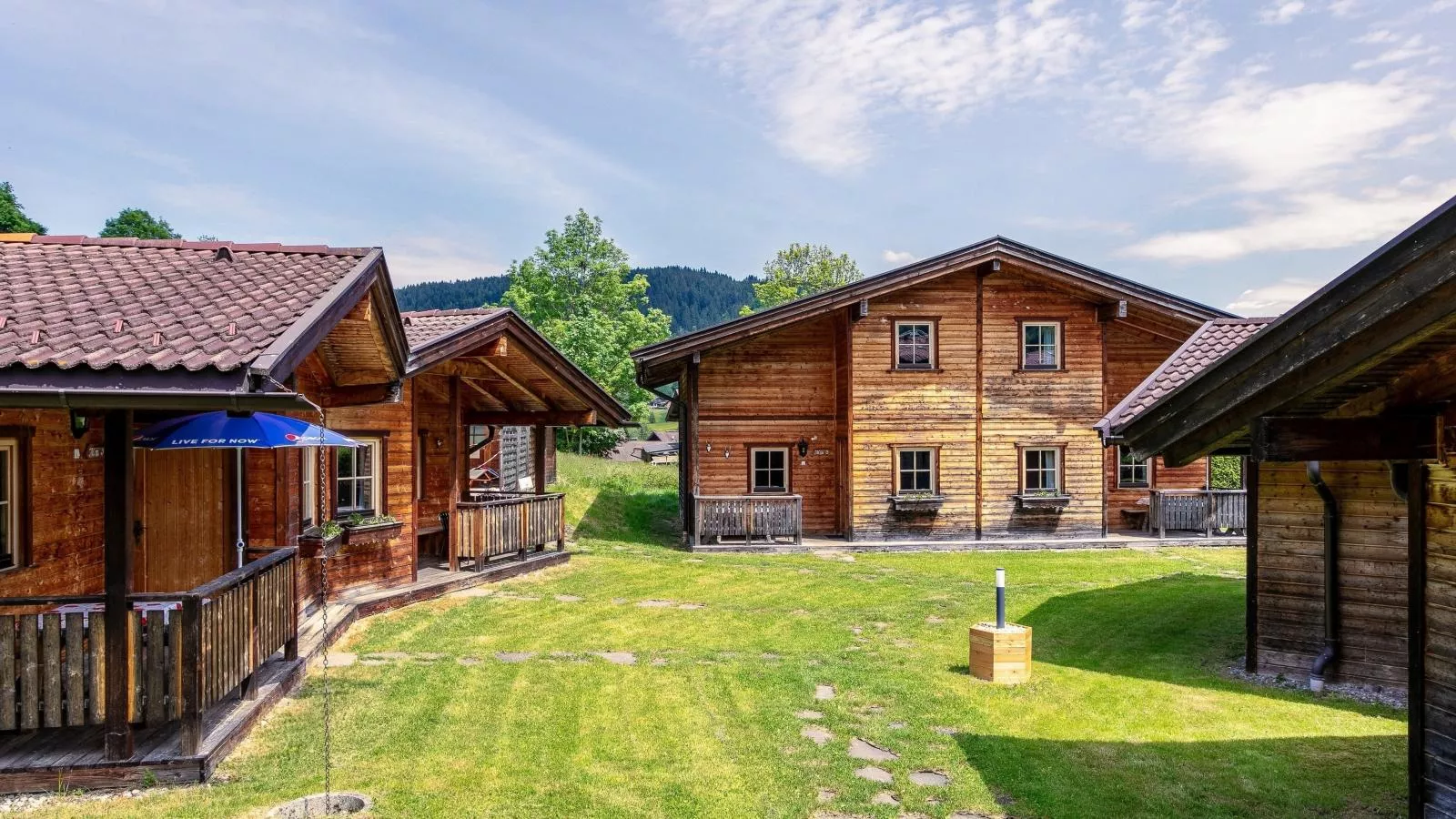 Uriges Chalet 7-Exterior in summer