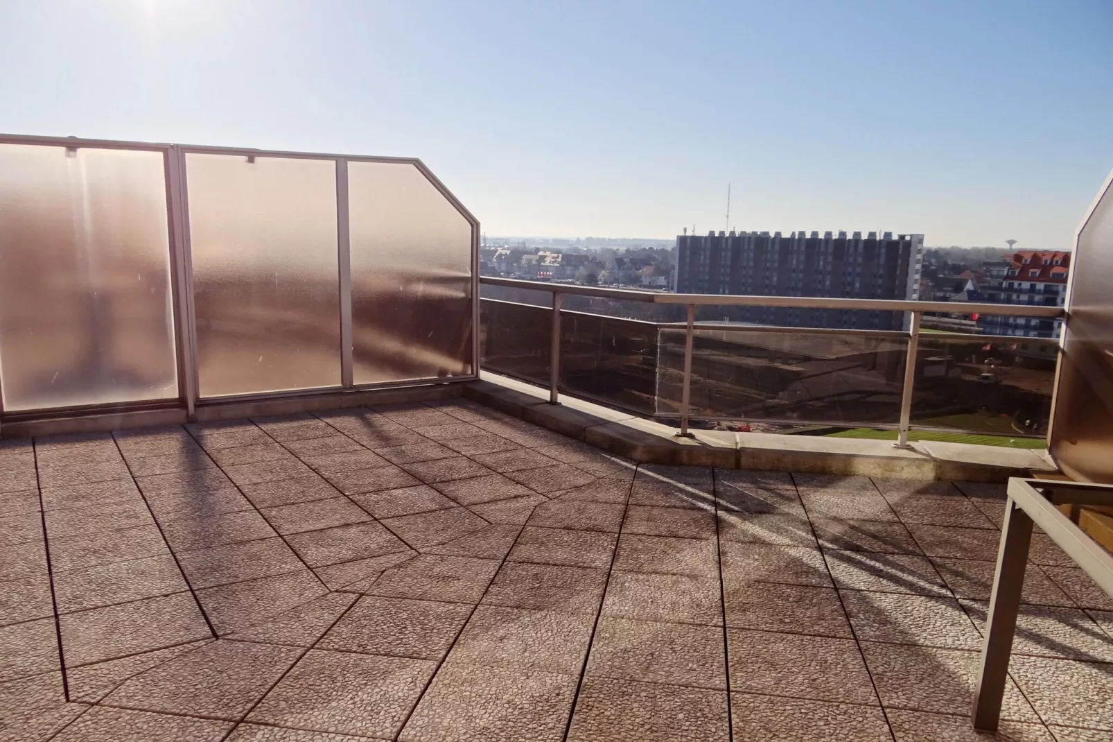 DEN OEVER V 903-Terrasse / balcon