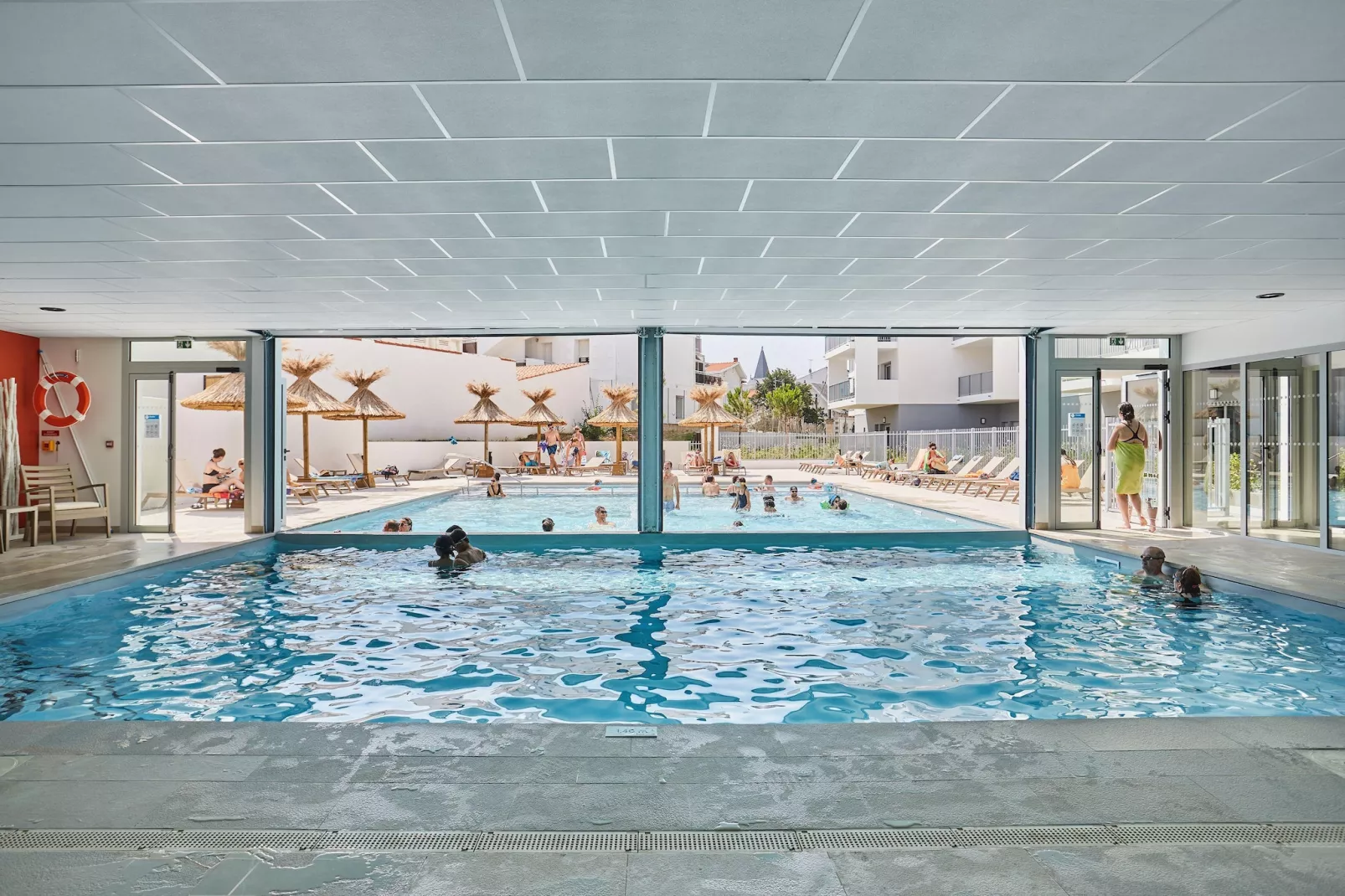L'Orée du Parc 3-Swimming pool